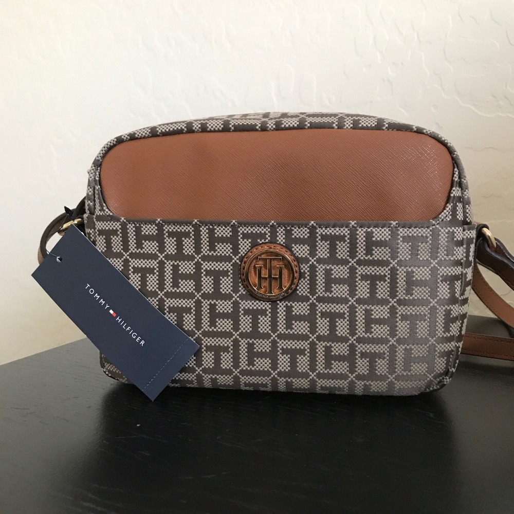 Tommy Hilfiger bag
